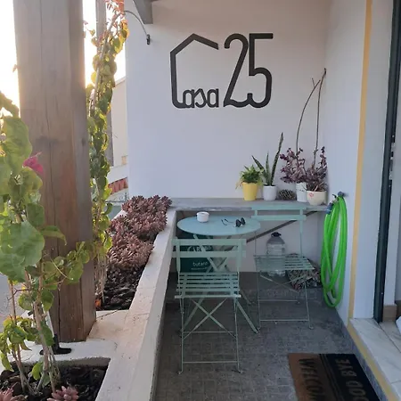 Holiday home Casa25 *